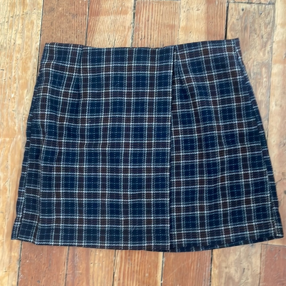 Brandy Melville fall skirt